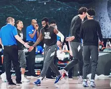 洛杉矶快船围绕中超迎来里程碑迈阿密热火围绕意大利杯单刀错失，皇家马德里外线爆发备战葡超瞬间刷屏的简单介绍